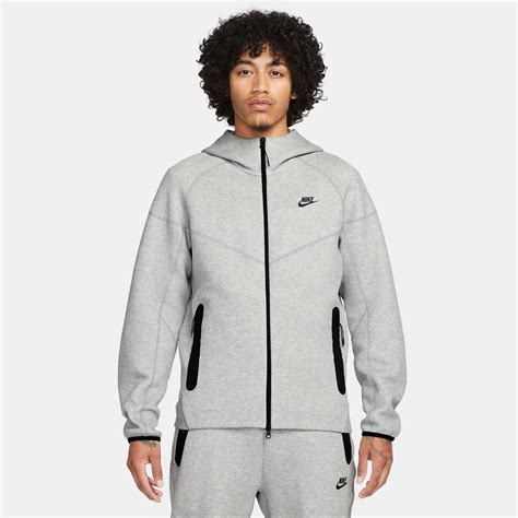 intersport tech fleece